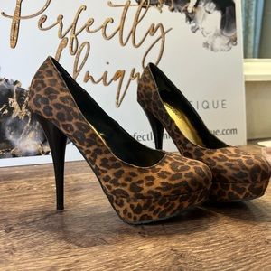 Candie’s Leopard Print Heeled Pumps